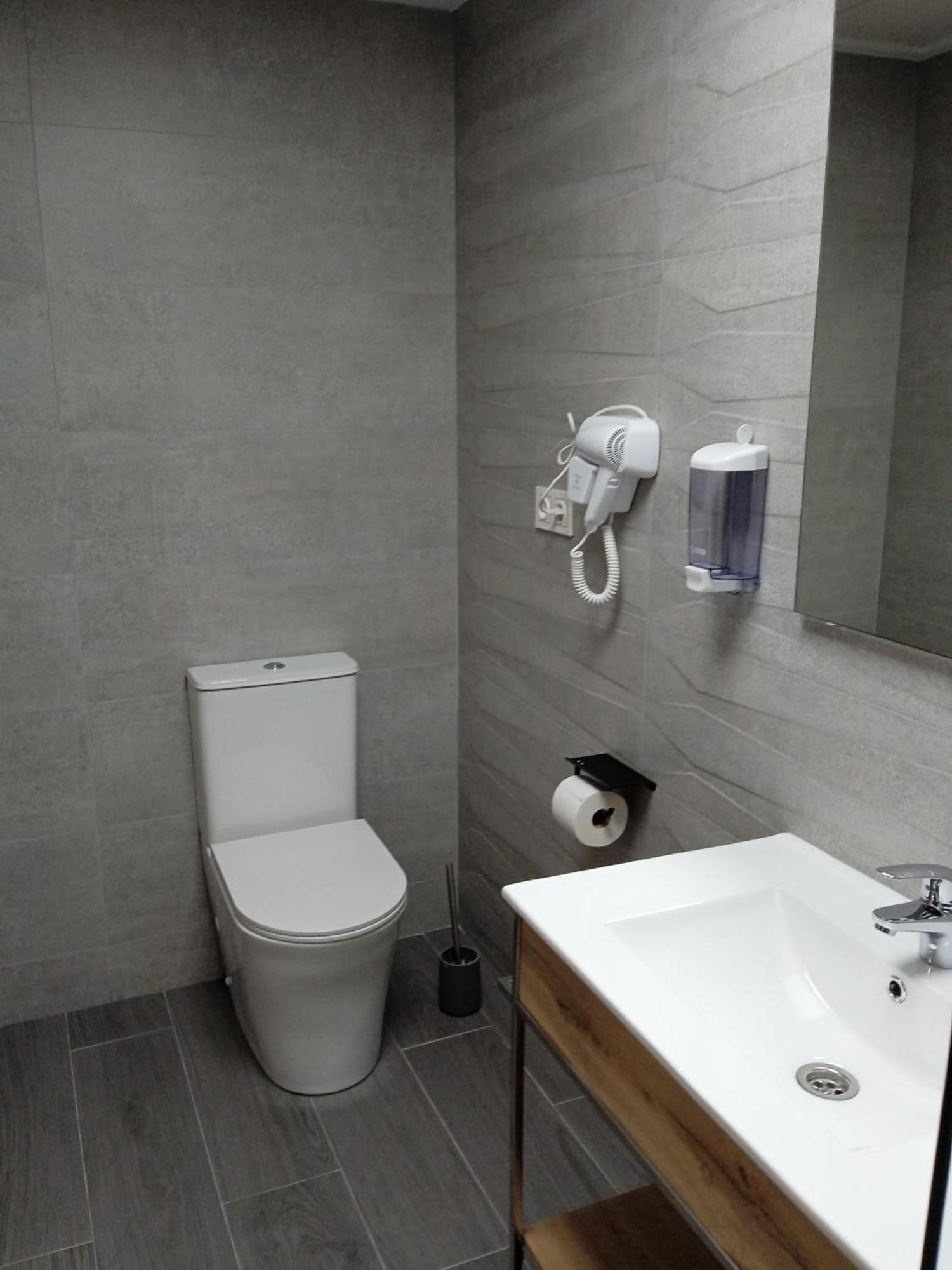 Hostal La Morenica Villena Ngoại thất bức ảnh